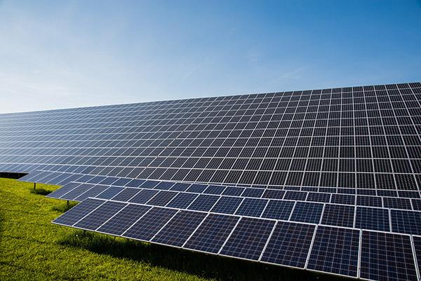 Innovation in Solar Cell Technology: Helping Global Energy Transformation and Sustainable Developmen